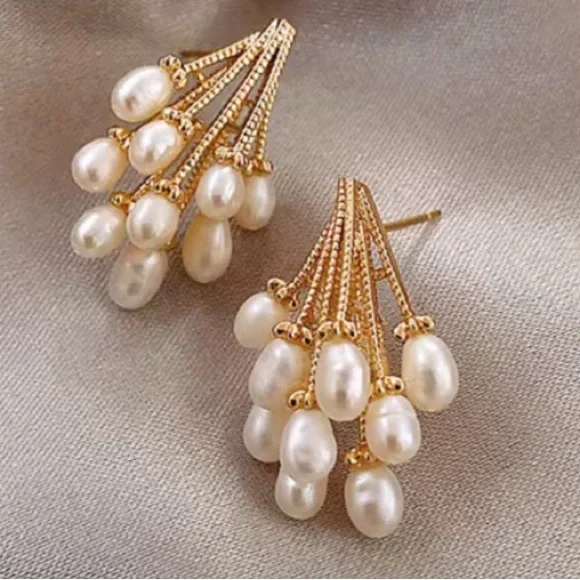 Fashion Jewelry Gold and Cream Pearl Drop Earrings - Picture 1 of 7